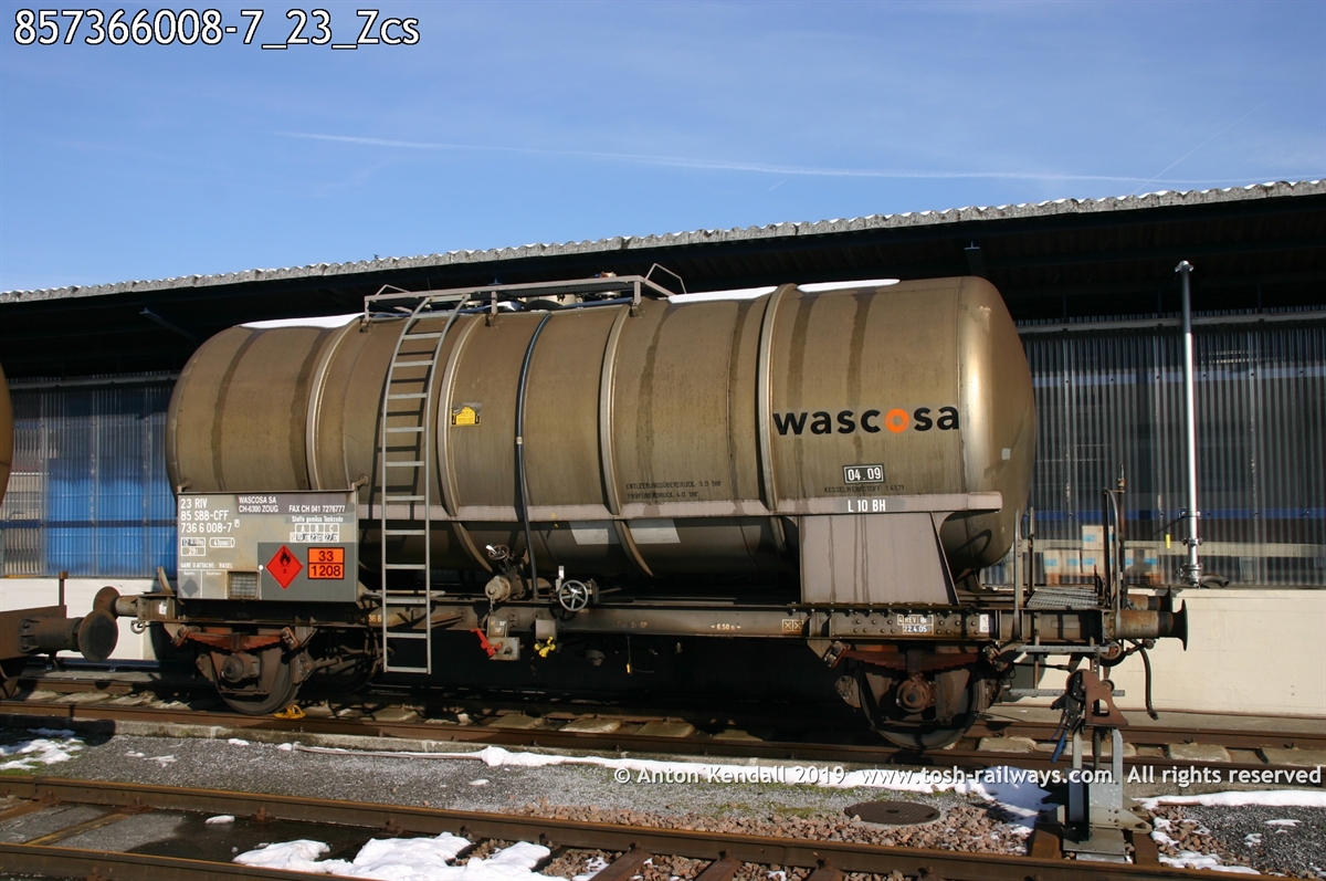 857366008-7_23_Zcs.jpg